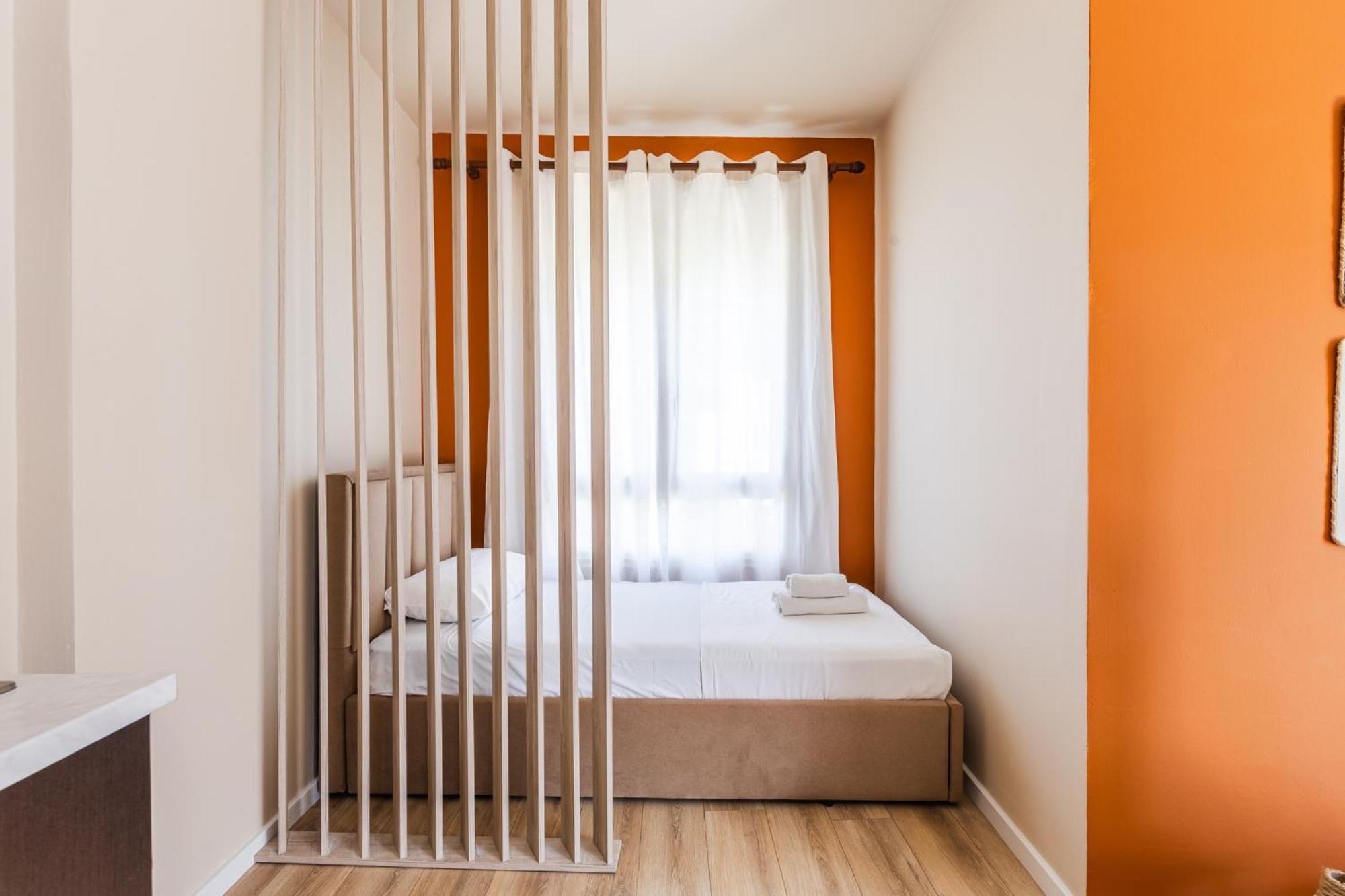 Melon Apartments Вльора Екстер'єр фото