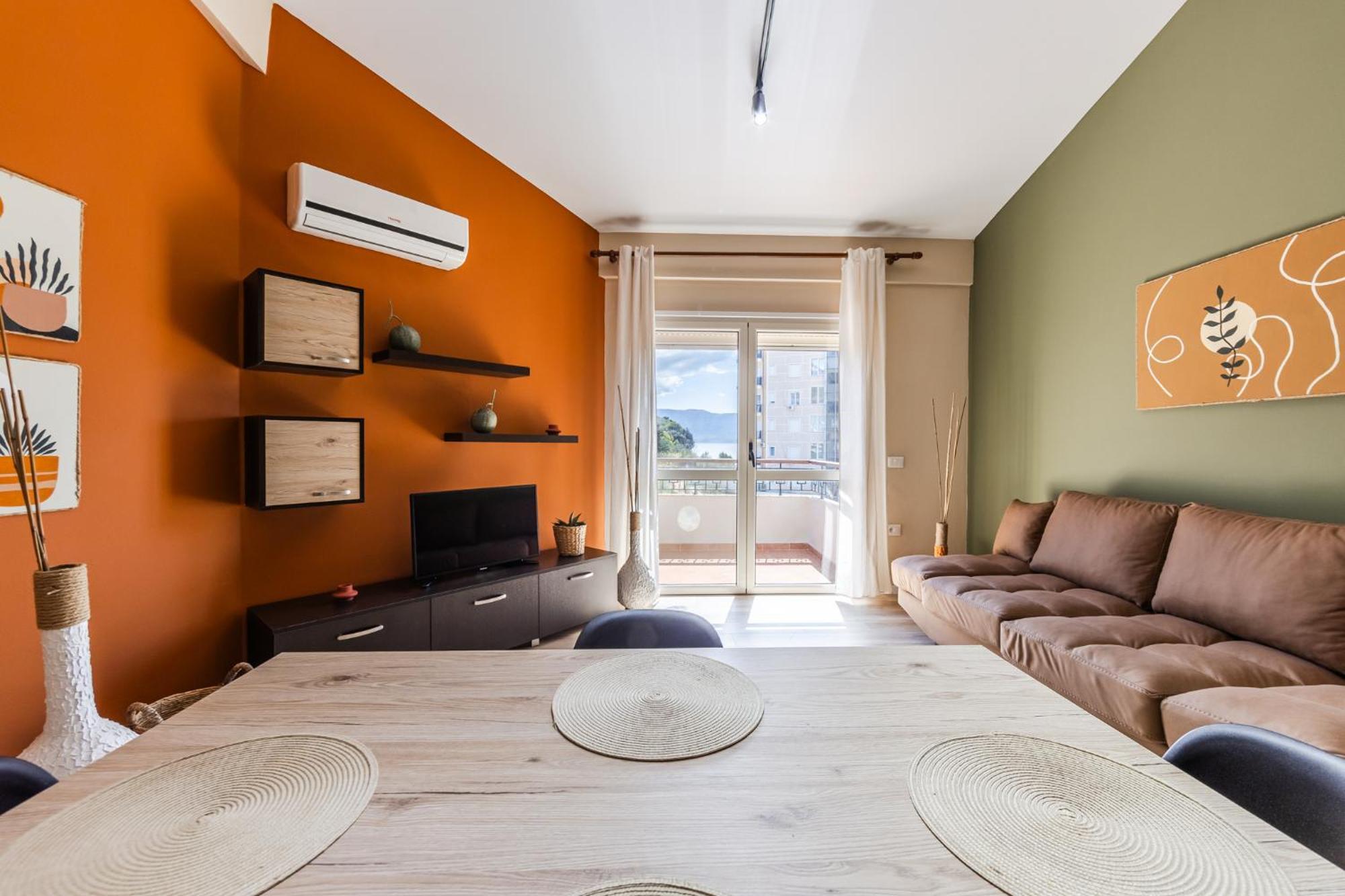 Melon Apartments Вльора Екстер'єр фото